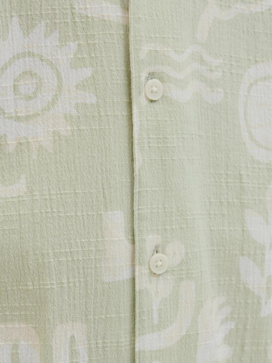 model_shot-detail